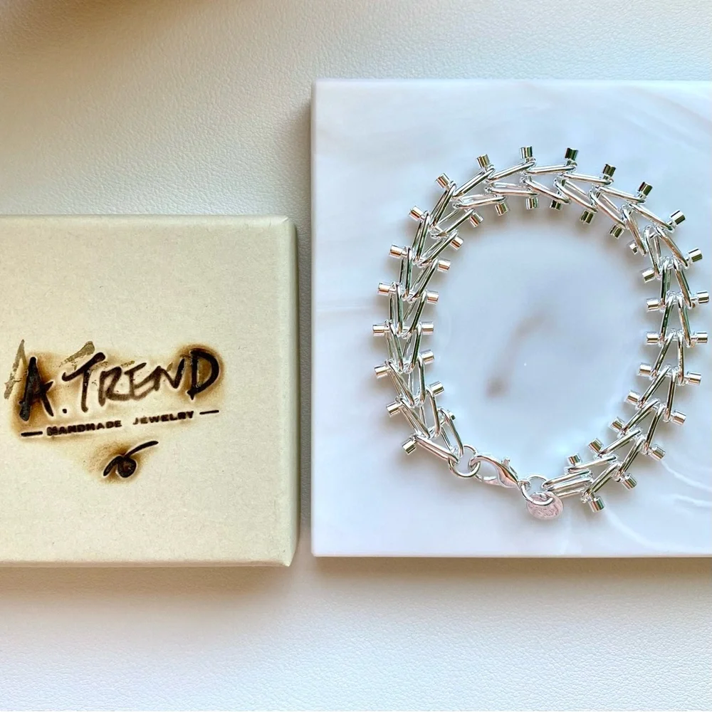 Sterling Silver Spike Link Bracelet - Silver - Picture 3 of 4